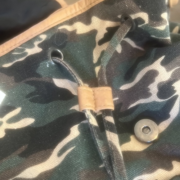 Empyre Women's Canvas Camo Faux Leather Lined Backpack 17"H x 14"W - Picture 6 of 9